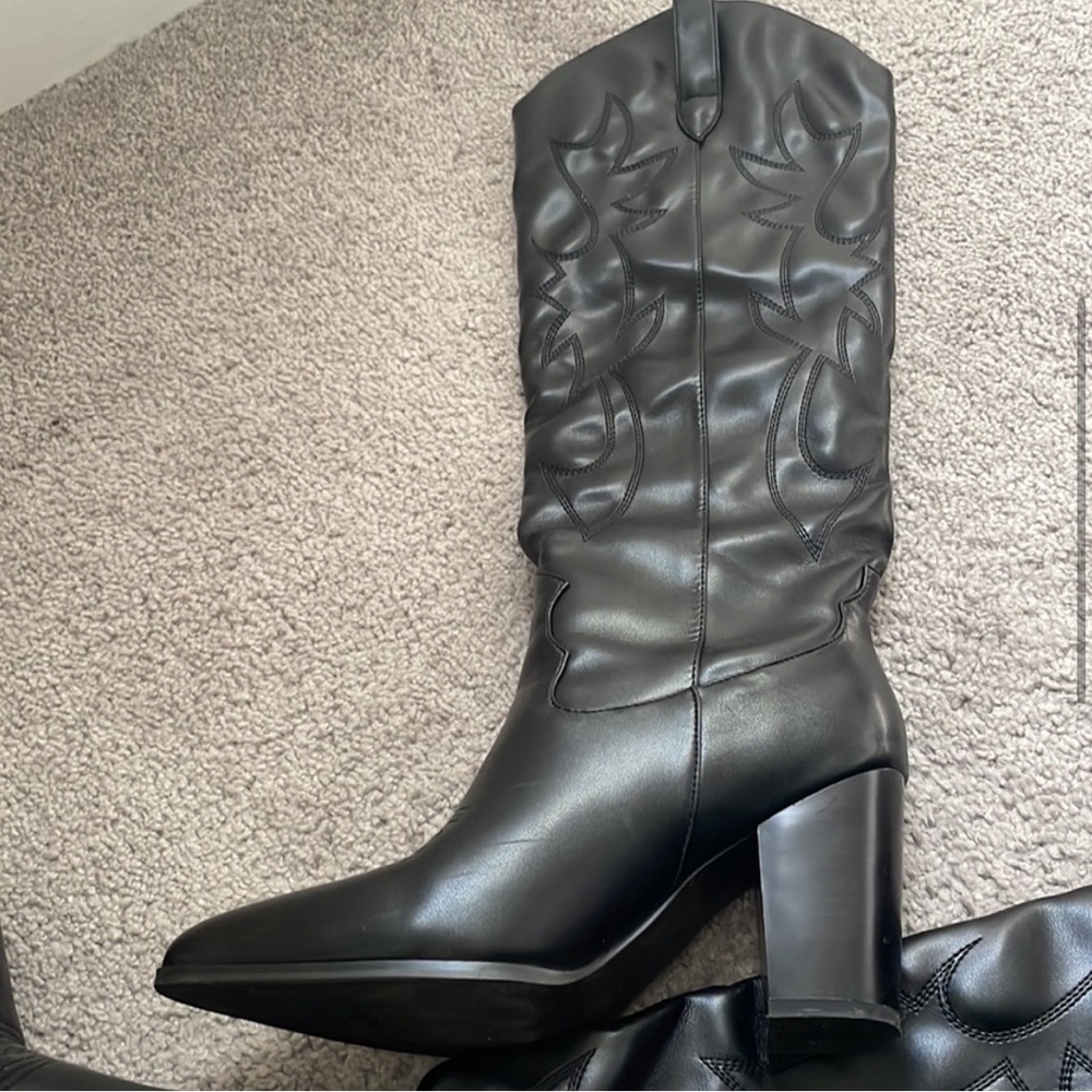 Tall black cowboy boots w heel